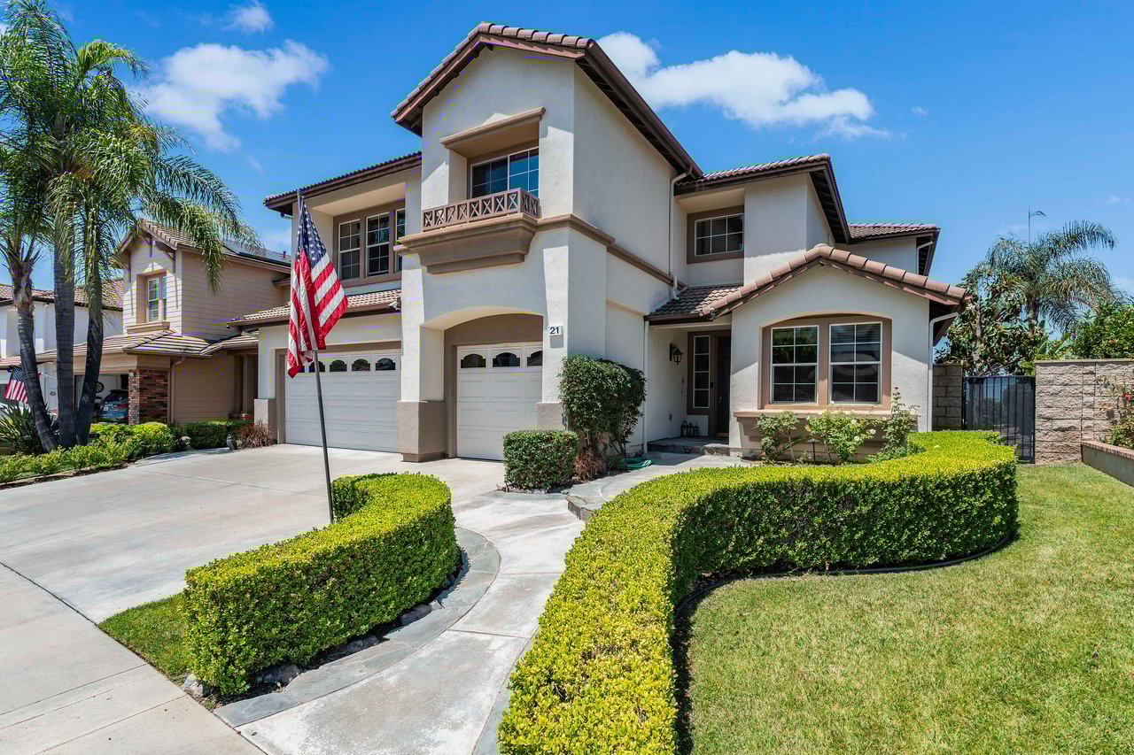 Planning a Move in 2026? Why Housing Conditions Are Finally Shifting in Buyers’ and Sellers’ Favor cover