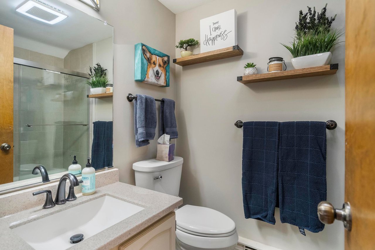 Wildwood Condo, Walloon Lake