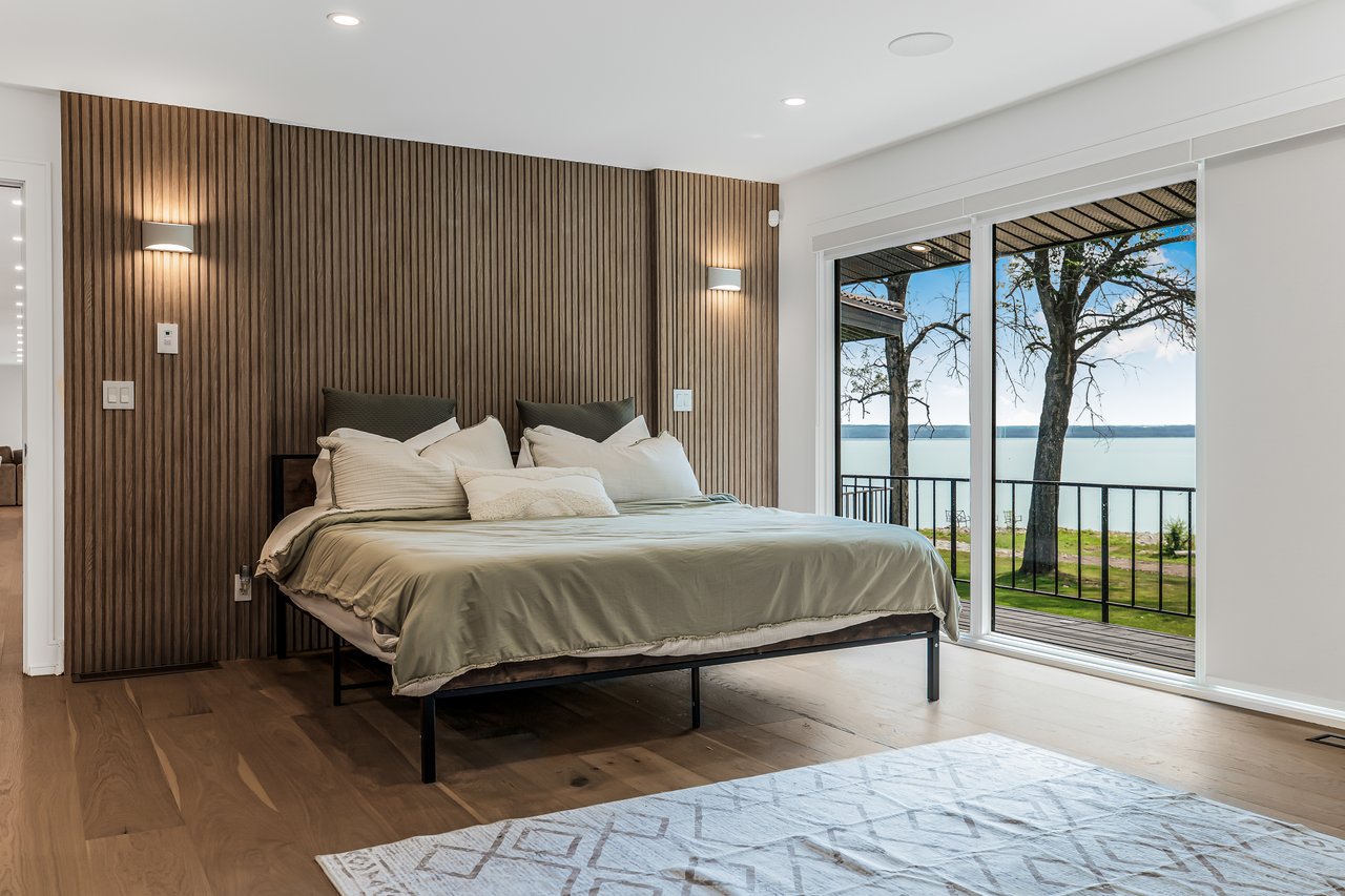 285 Balmy Beach Road
