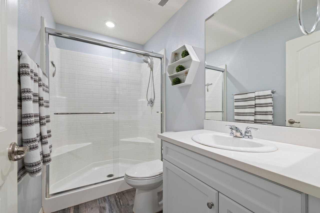 3147 E Yellowstone Dr. 