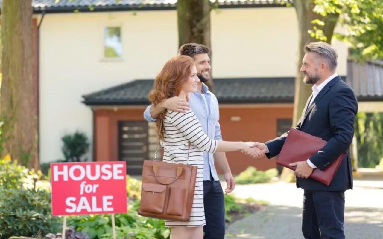Before Buying a Home Do These 4 Things