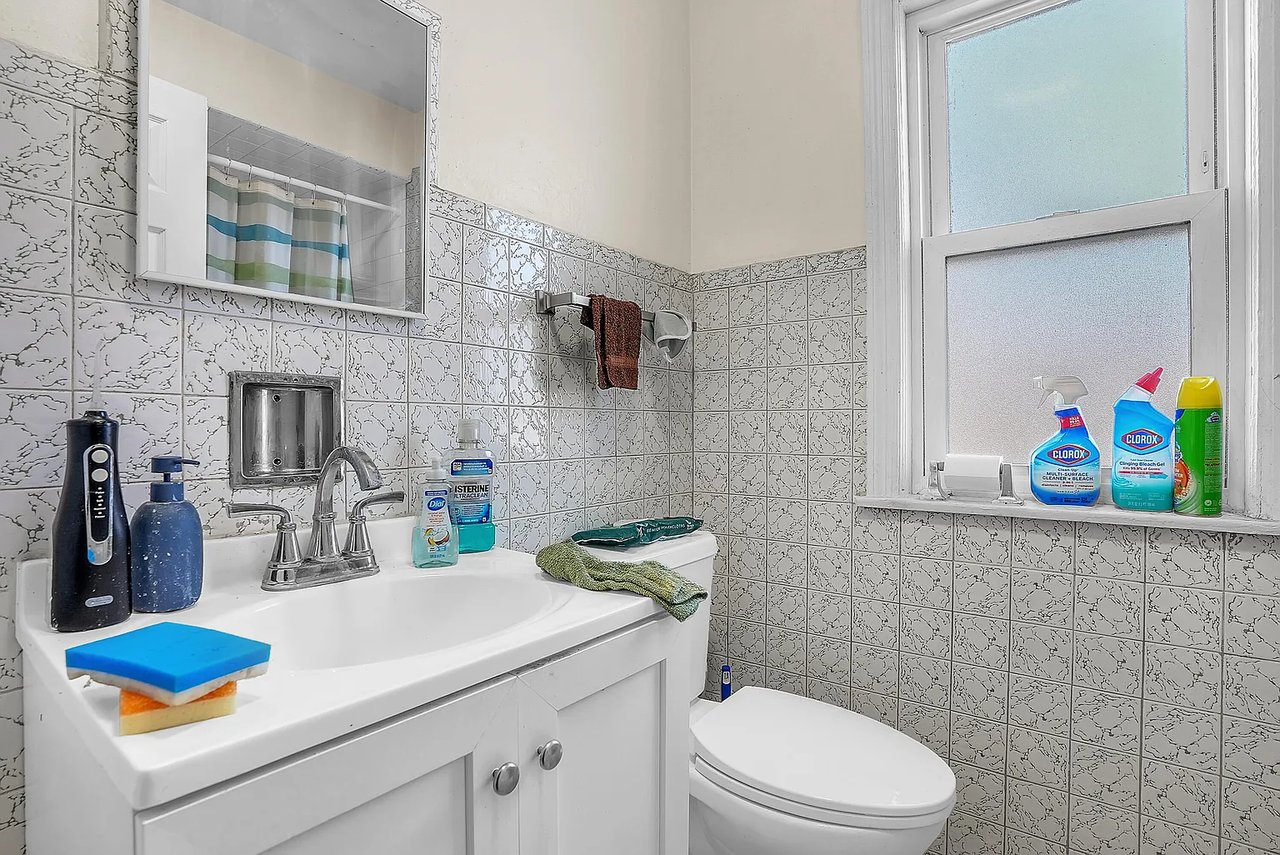 8206-8208 Highland Pl, Munster, IN