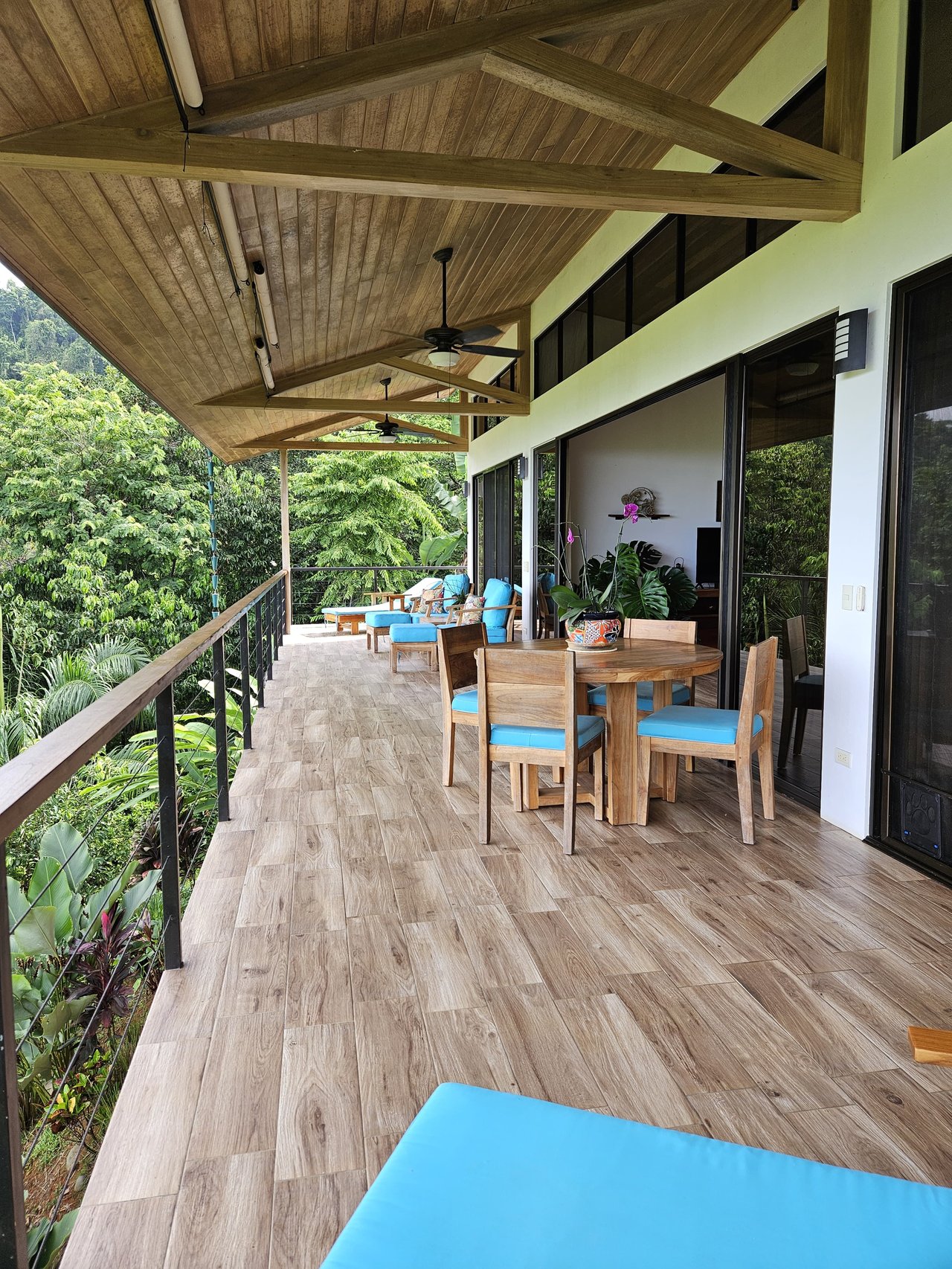 Beautiful sea view House Guesthouse and Pool in a gated Community close to awesome Beaches