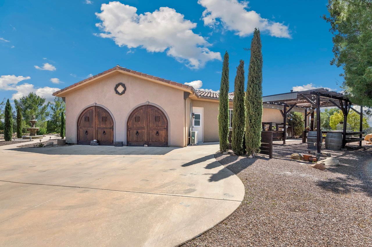 38355 Vista Del Bosque