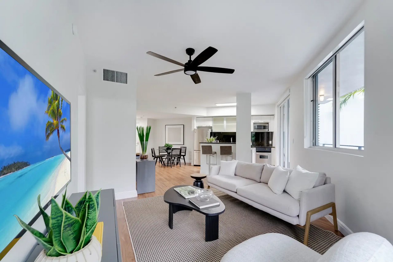 3339 Virginia Street # 301