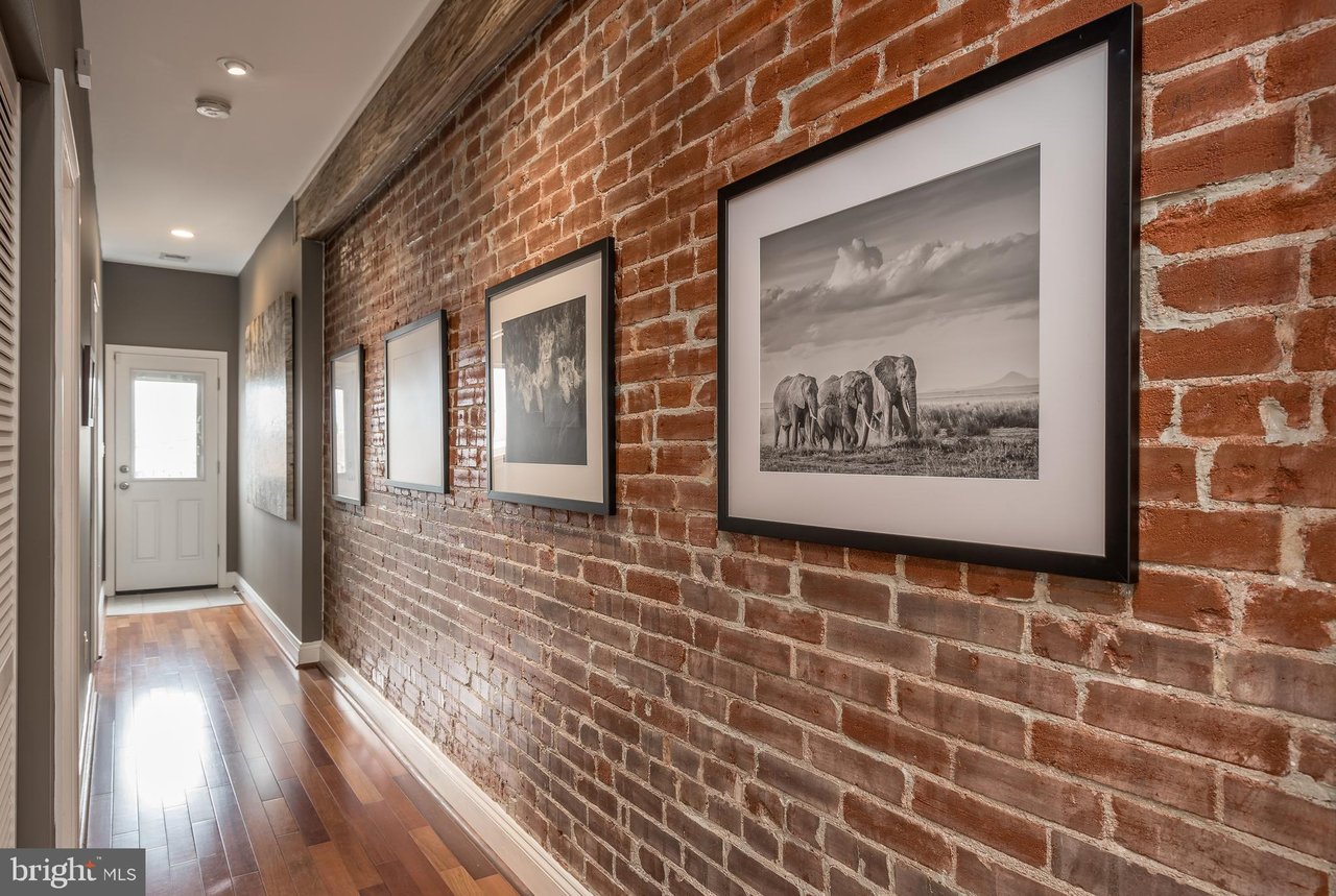 322 T St NW #2