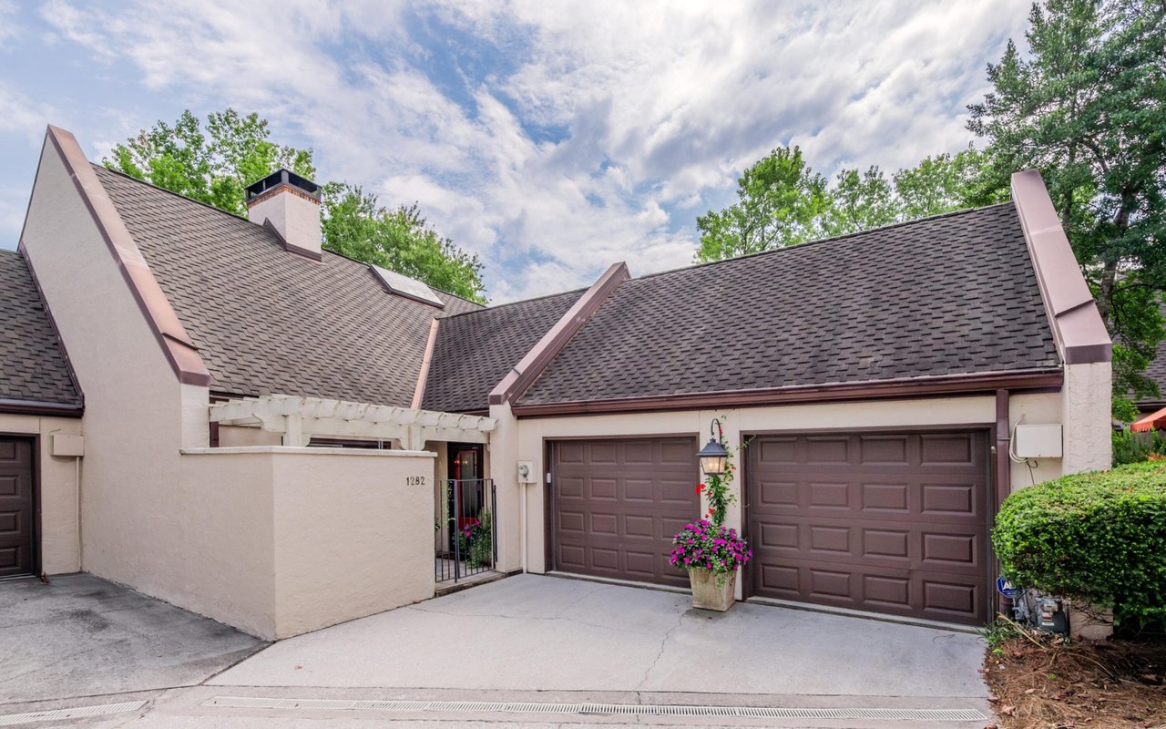 Wallace Luxury Spotlight | 1282 Burgandy Place Knoxville, TN 37919
