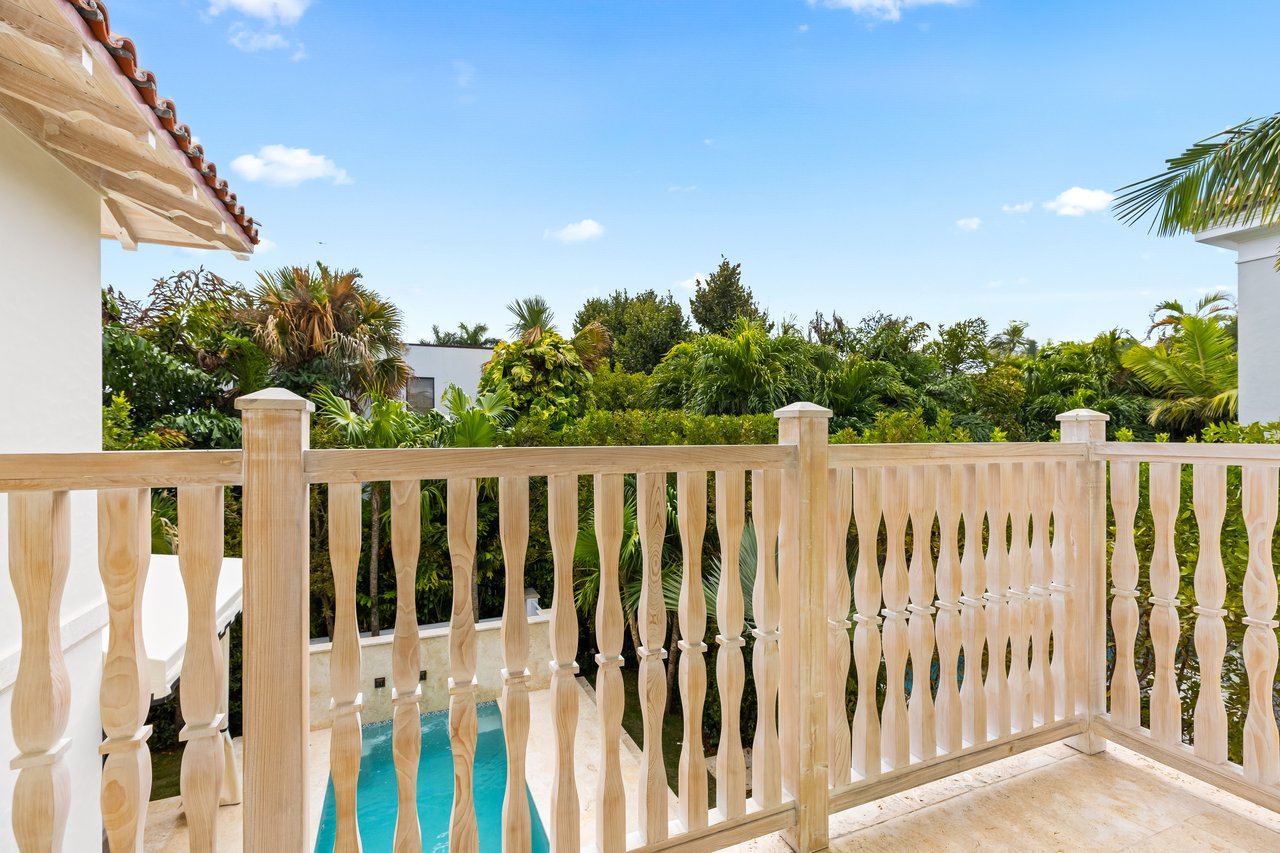 New Construction in Coveted Midtown