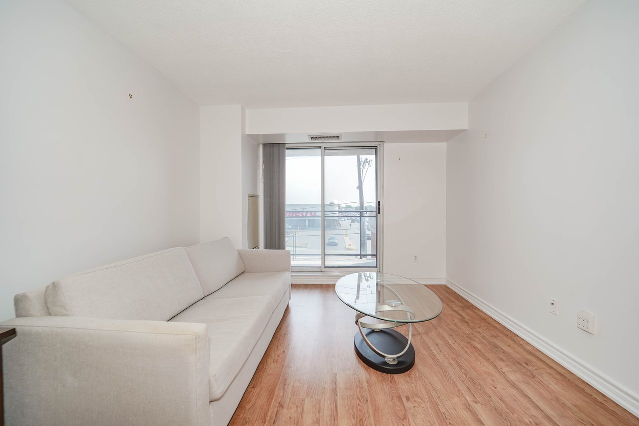 2772 Keele St 303