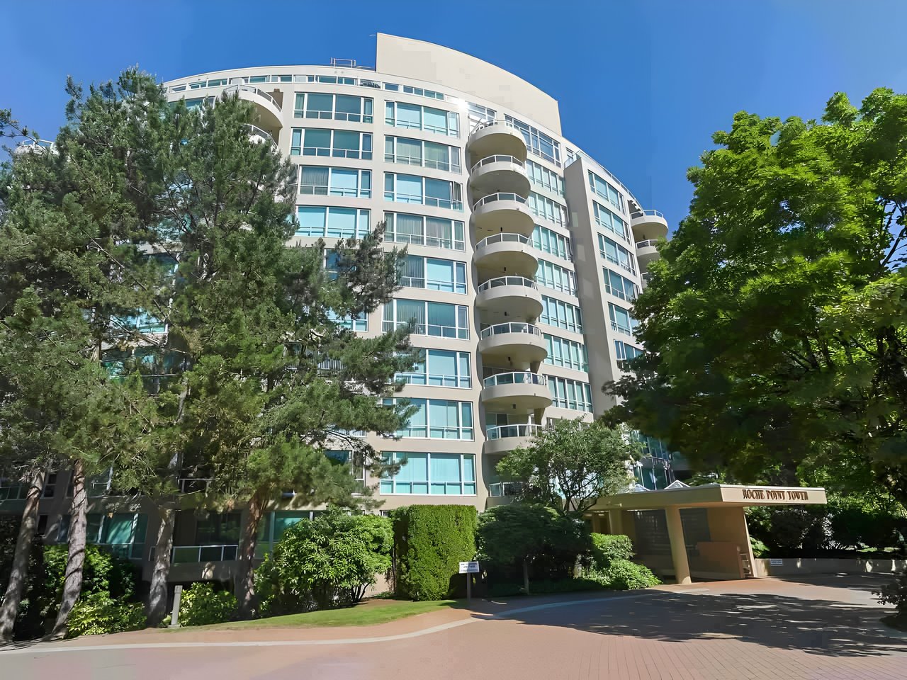 995 Roche Pt Dr, #406