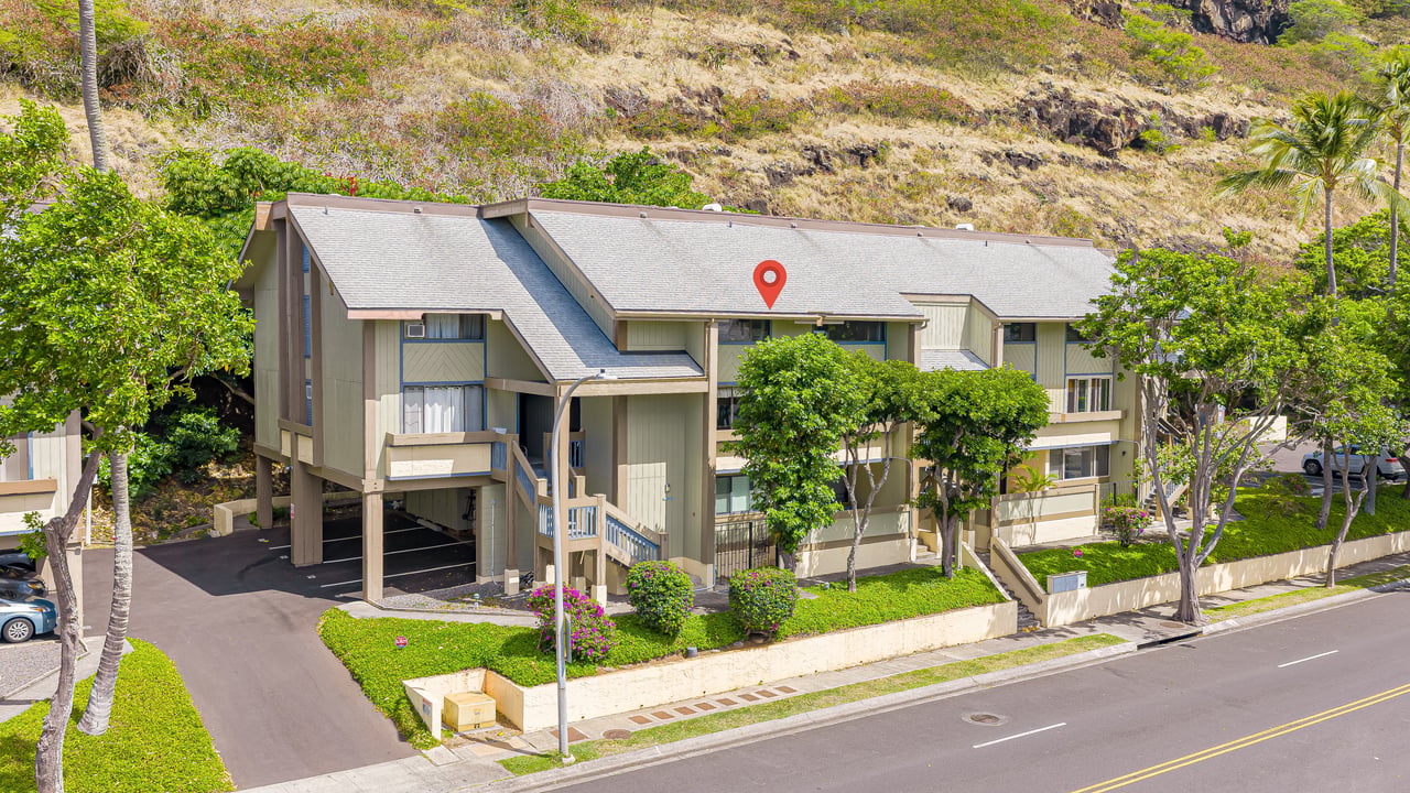 300 Kawaihae St #300E