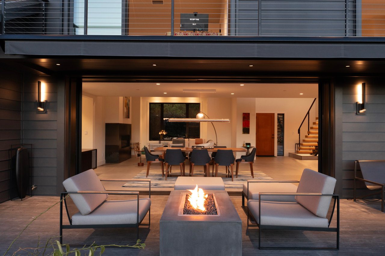 Contemporary Grove