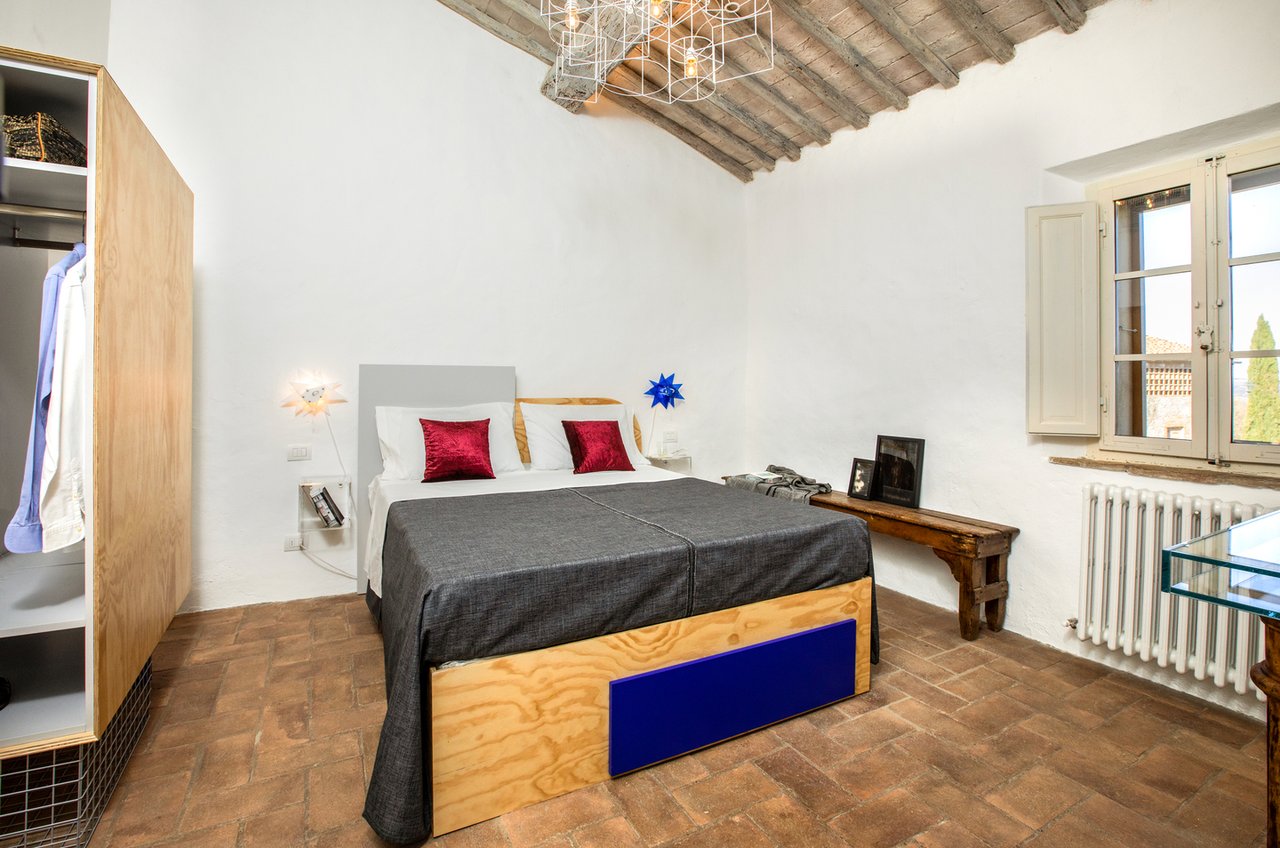 Country Luxury Home For Rent in Valdorcia