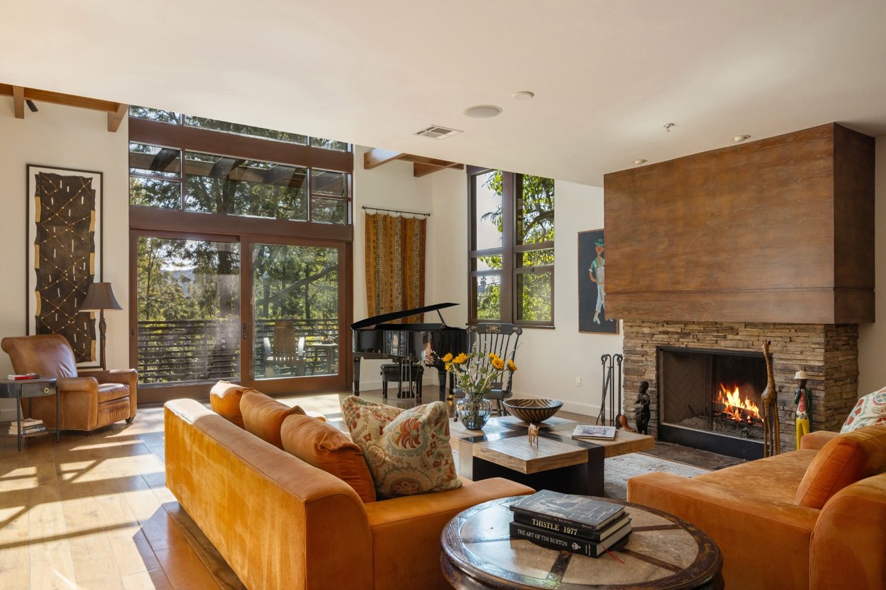2669 Harlesden Ct, hollywood hills