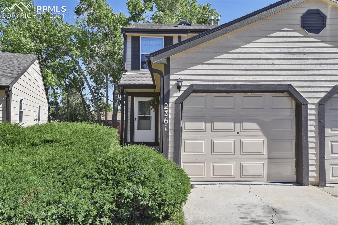 2361 Lexington Village Ln