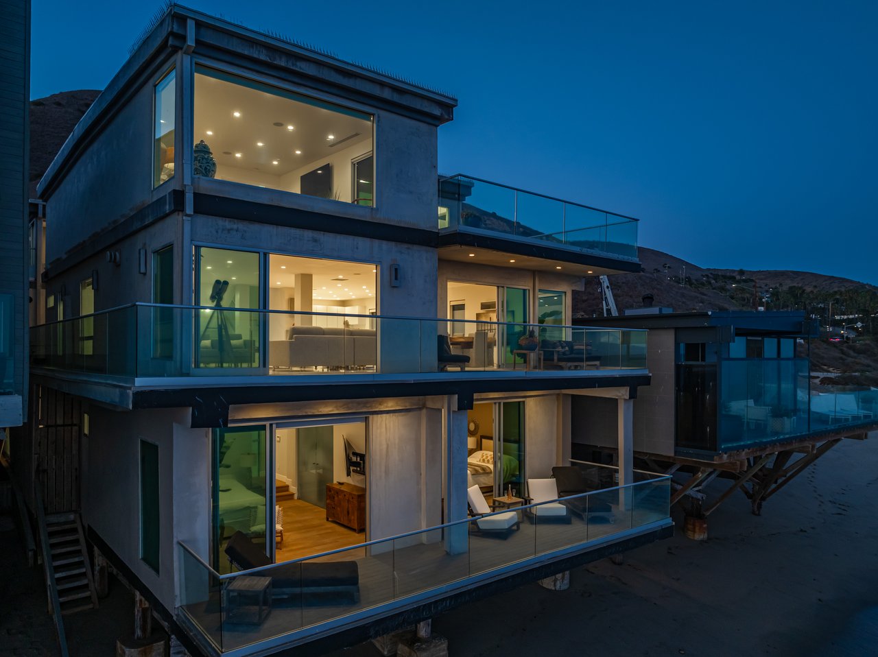 26050 Pacific Coast Hwy