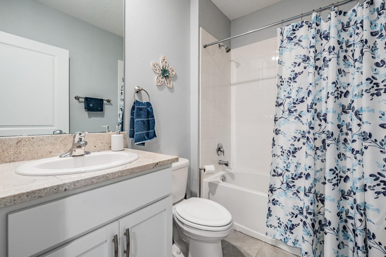 Turnkey Oasis in Epperson Lagoon