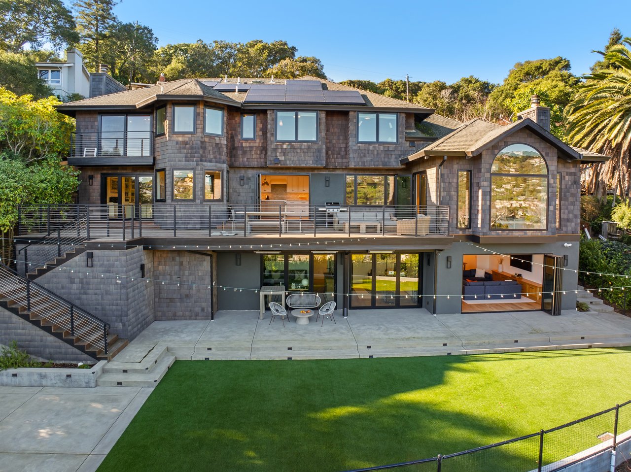 Stylish and Renovated Belvedere Beauty