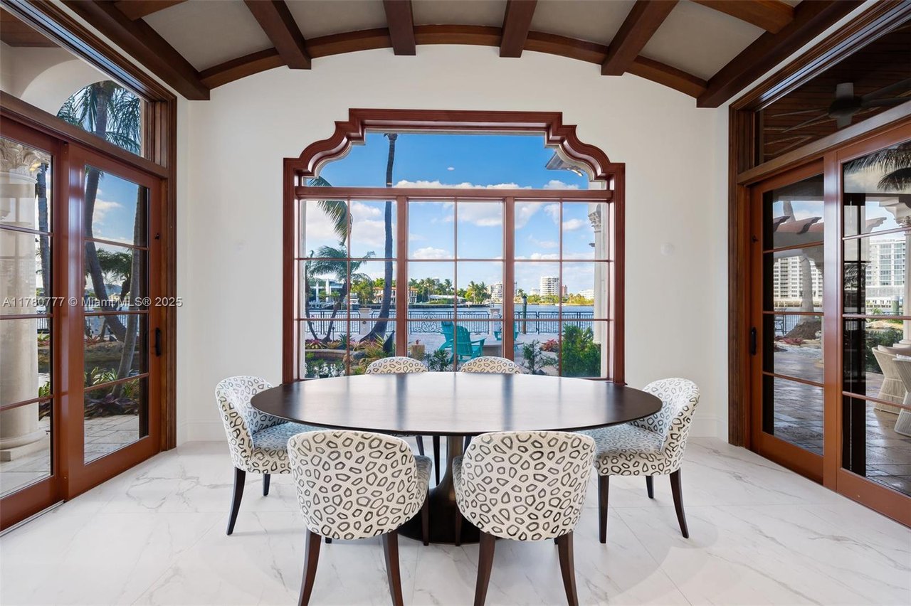 2509 Aqua Vista Blvd