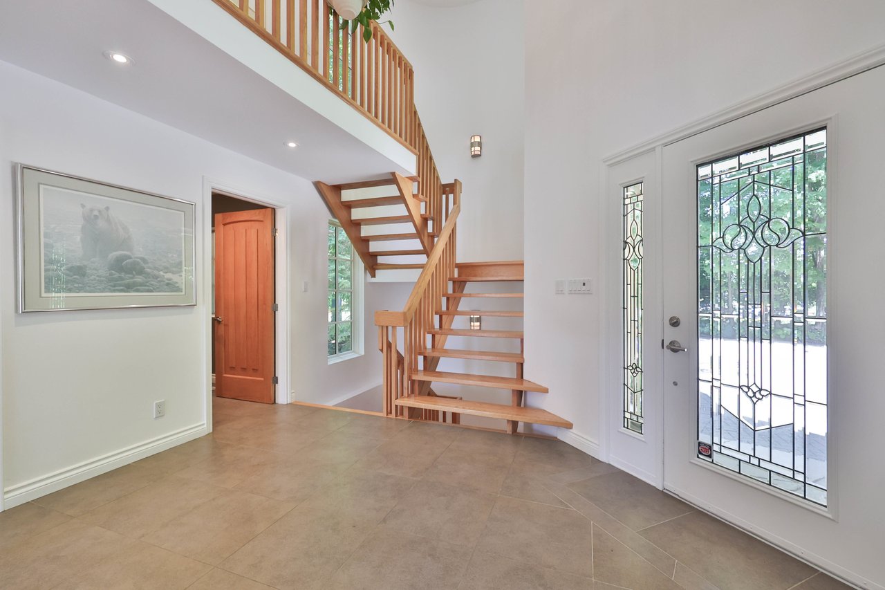 1270 1 Side Road, Burlington