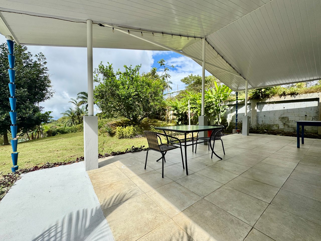 Affordable 2-Bedroom Home with Garden and Commercial Potential Near Dominical