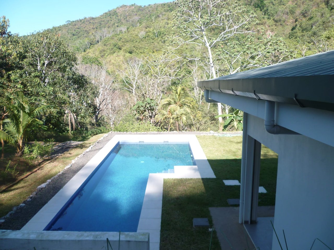 Modern Jungle Home for Sale Near Jaco Costa Rica-Casa Piña