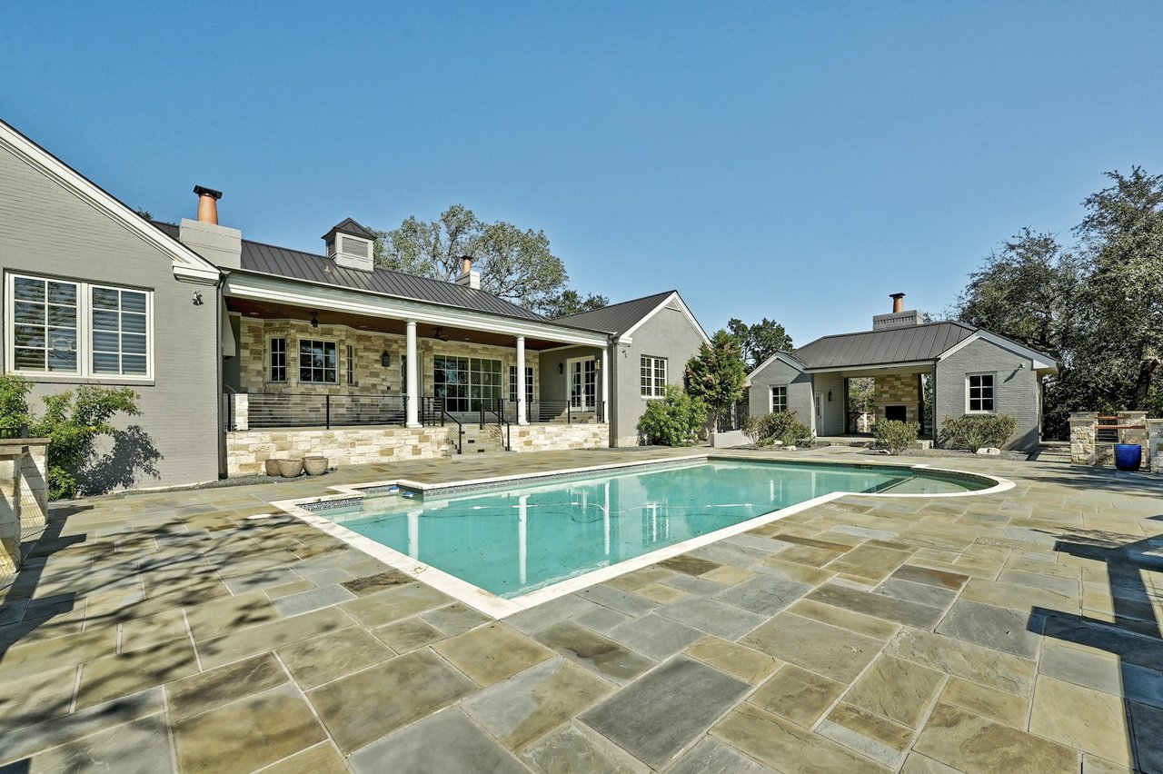 Coming Soon in Barton Creek!