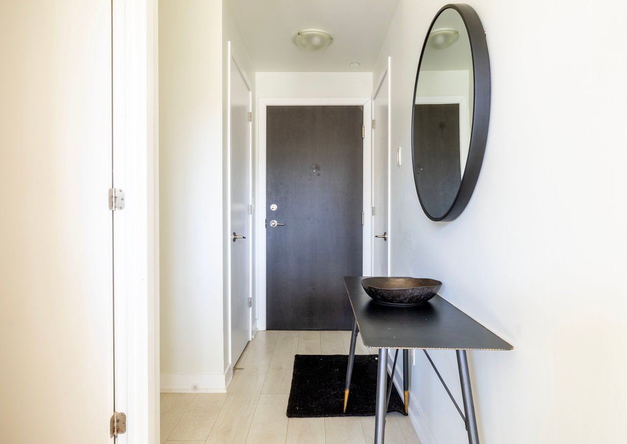 50 Bruyeres Mews 726