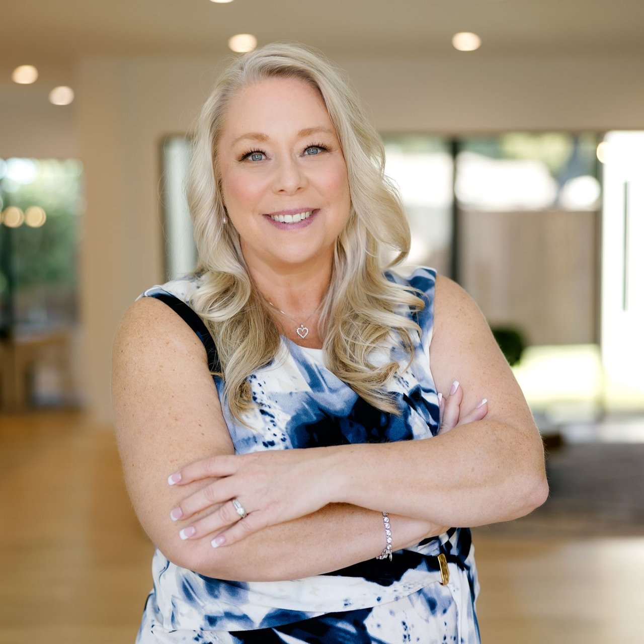 Lisa Martin-Alavarez Garland, TX Real Estate Agent Headshot