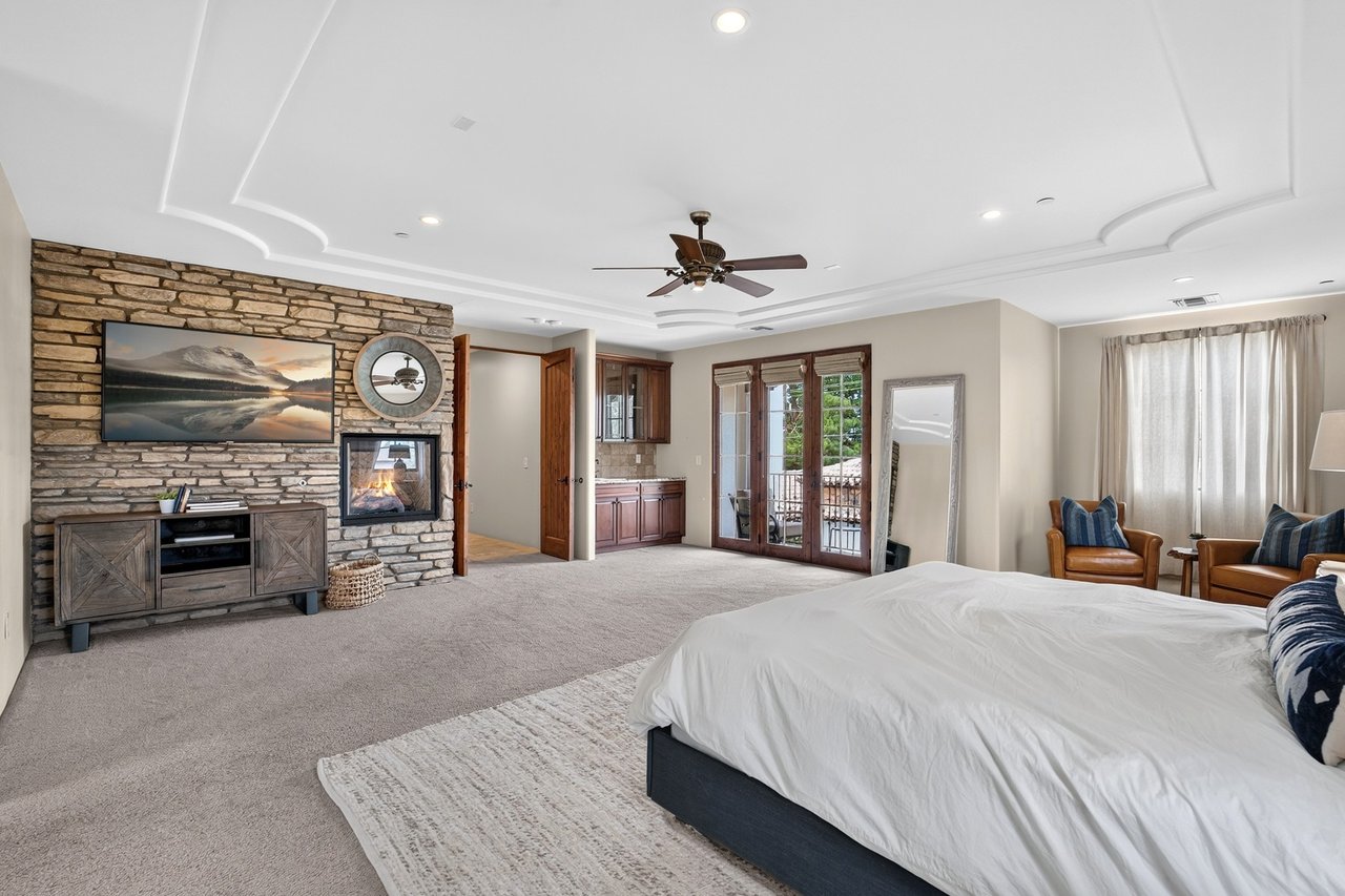 5807 E ORANGE BLOSSOM Lane