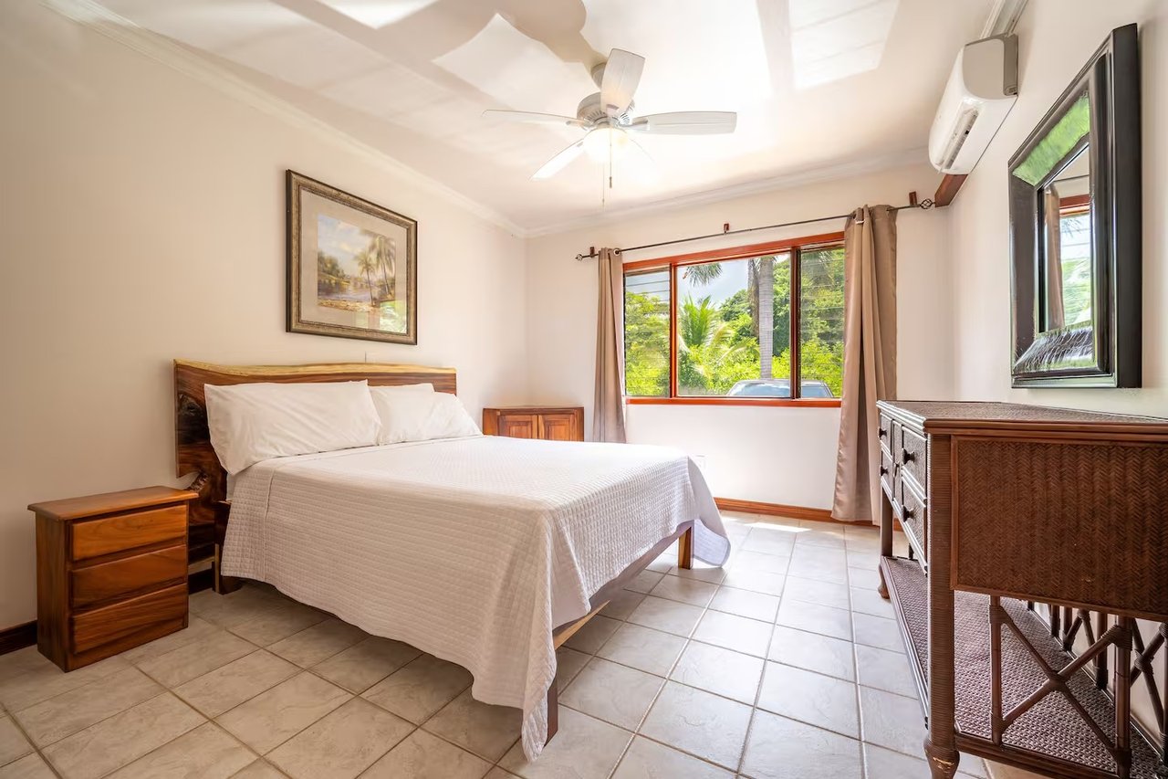 Pacific Beach Condo #7 - Beachfront Playa Potrero