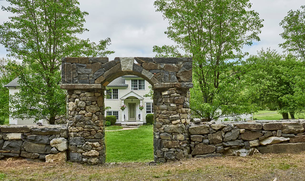 Country Road Estate