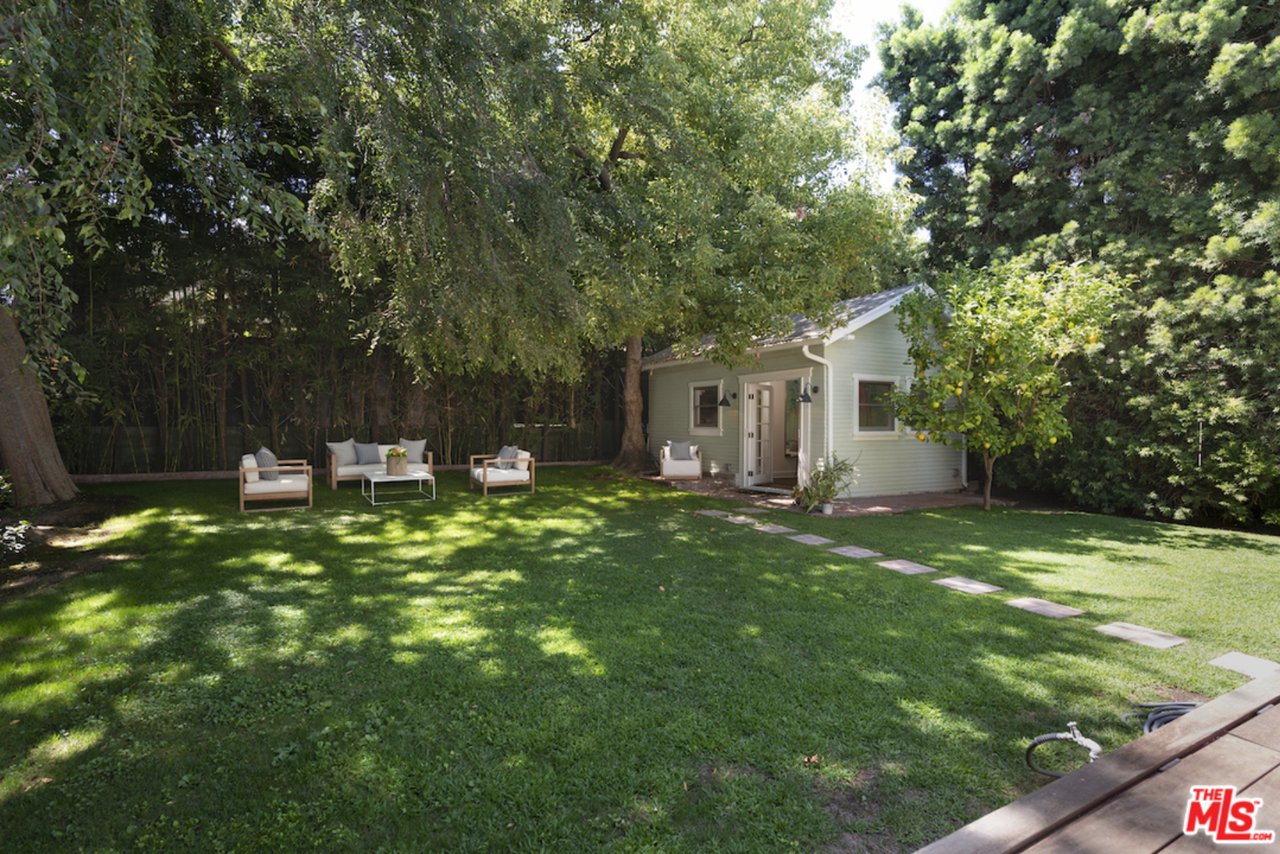 1403 N Orange Grove Ave