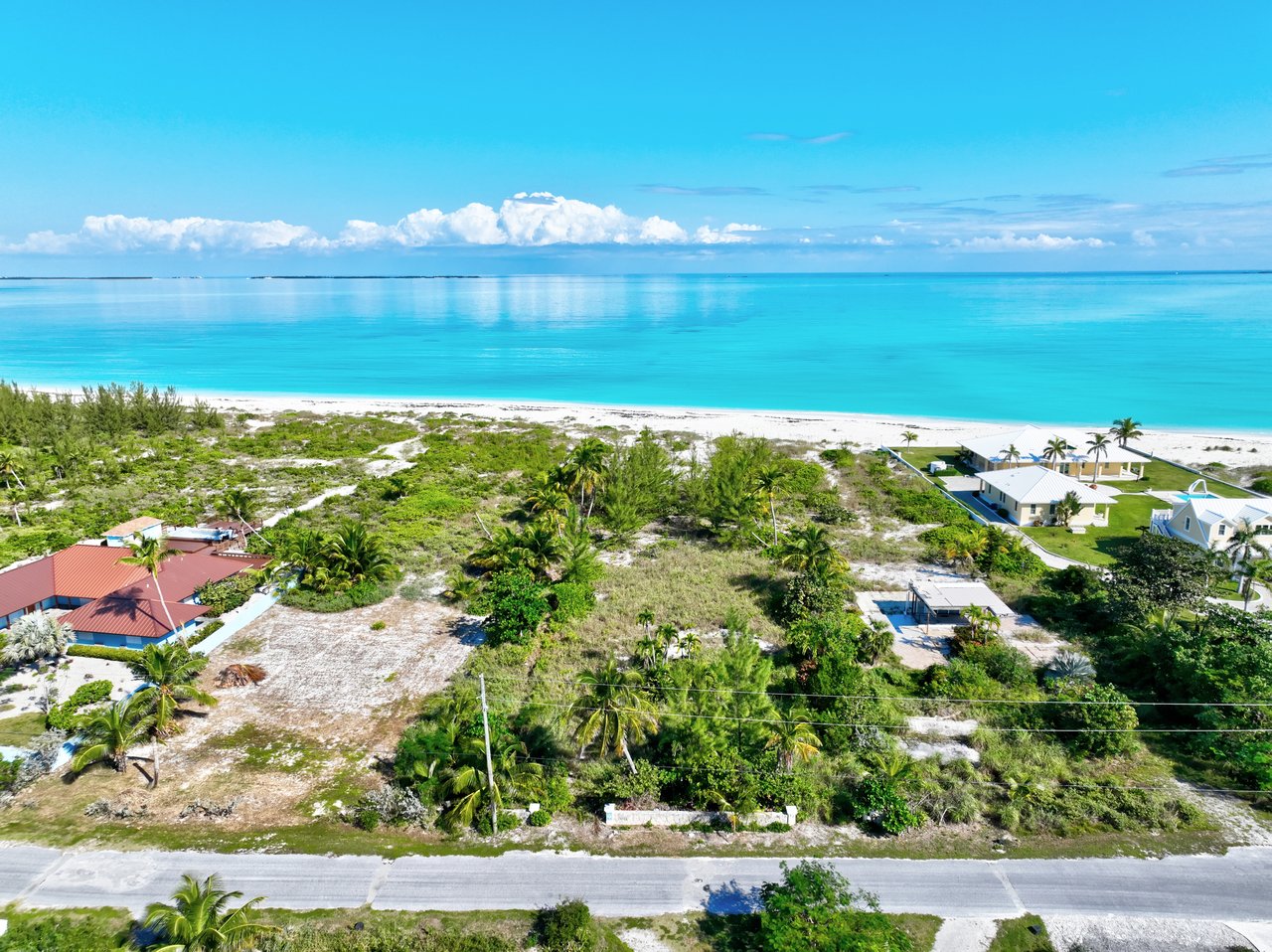 Exclusive Treasure Cay Beachfront Lot