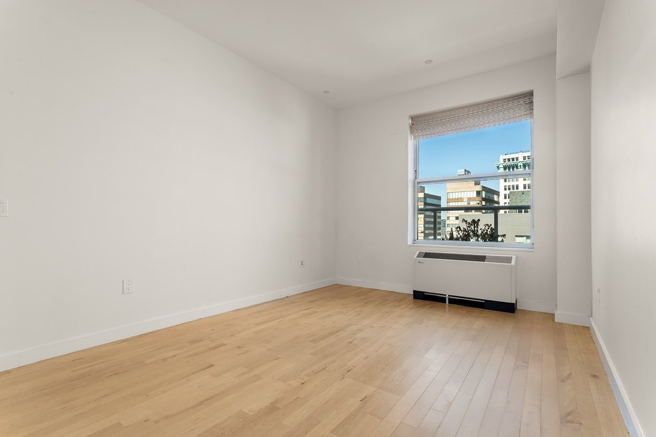 15 Broad St, #2920
