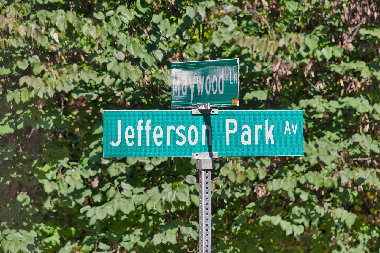 Jefferson Park Avenue