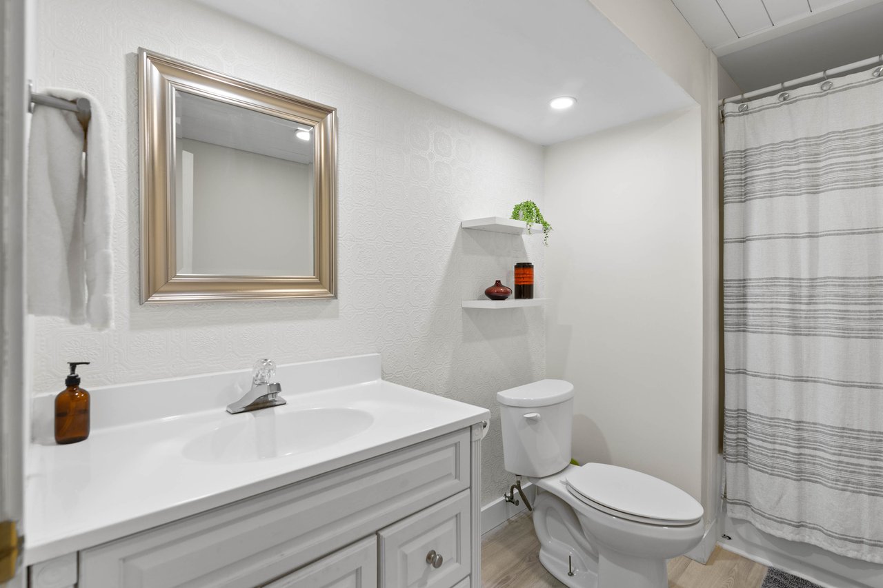 104 Thorson Crescent