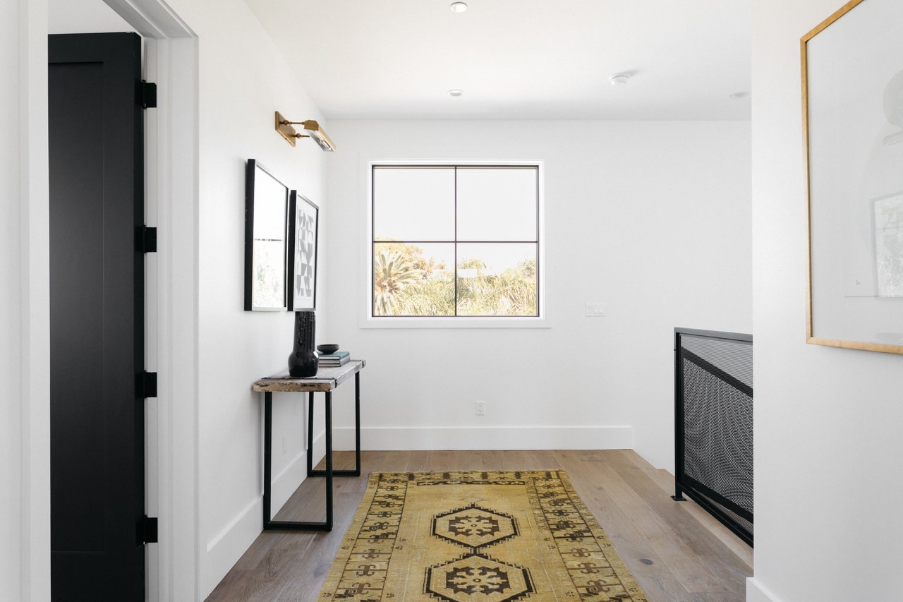 Bespoke Home in Silver Lake by Rob Diaz Design