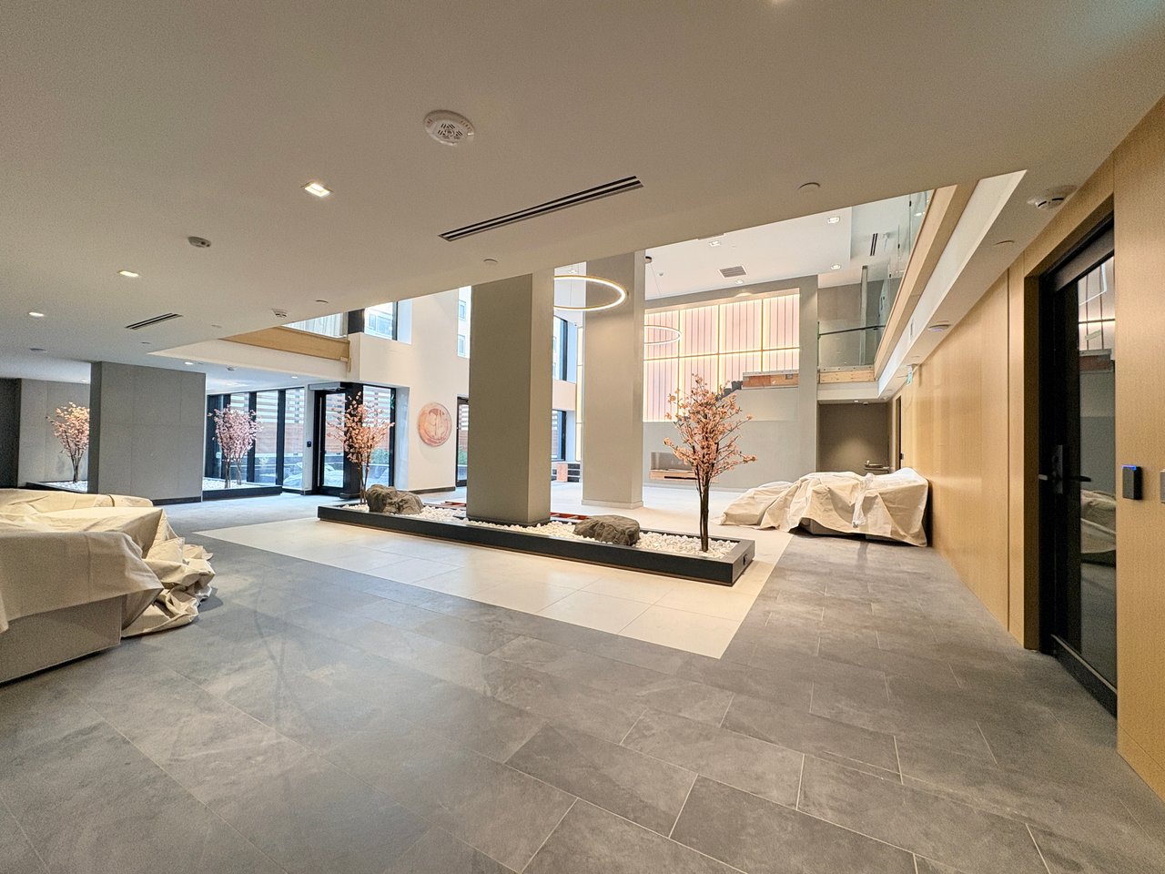 89 Church Street Unit: 612