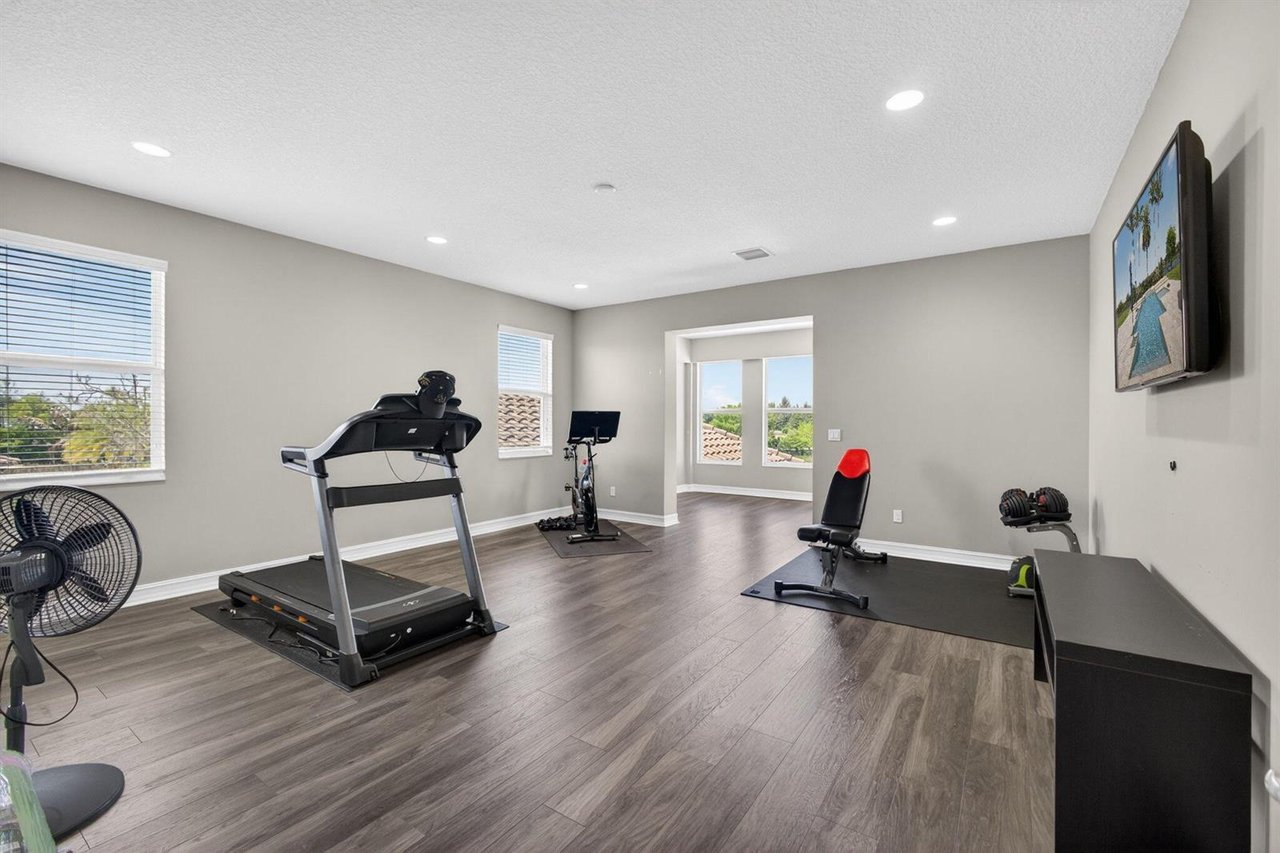 11135 Lynwood Palm Way