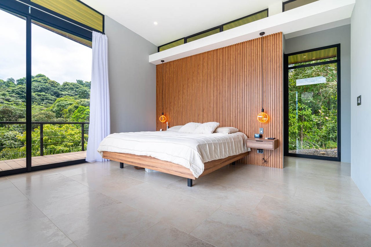 Ojochal Modern Jungle Home with Infinity Pool & Mountain Views