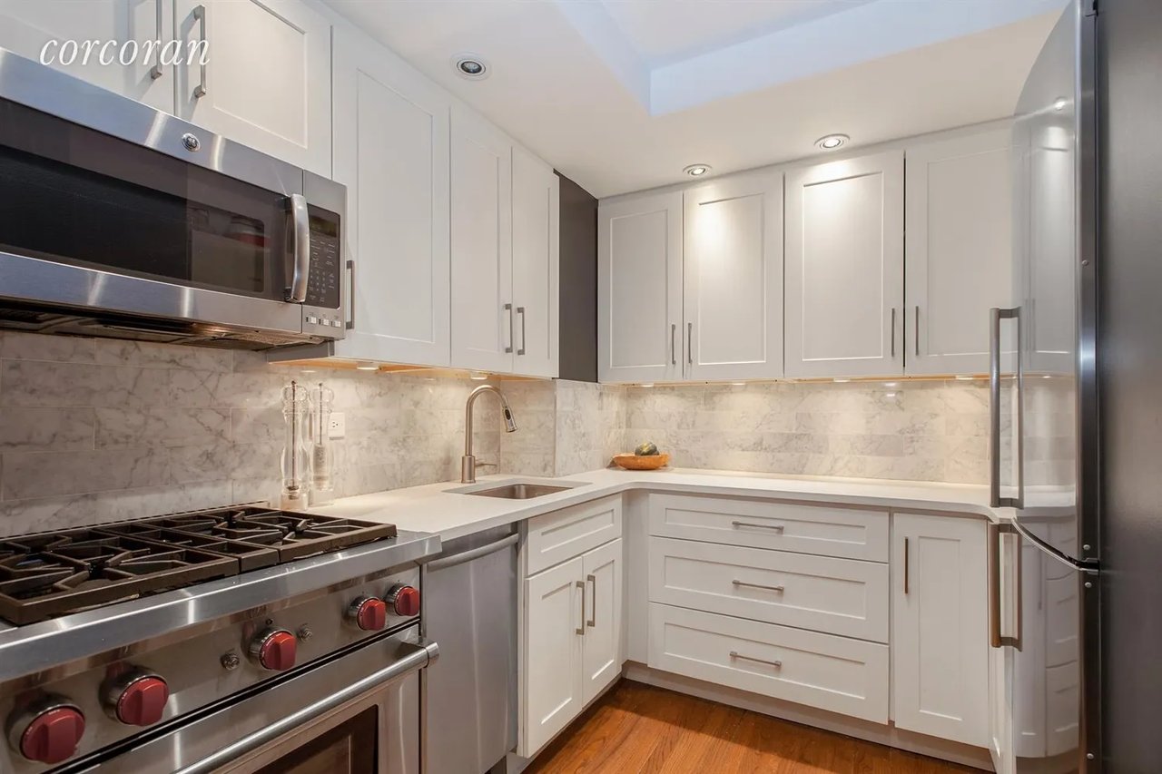 315 E 68th Street 13CD