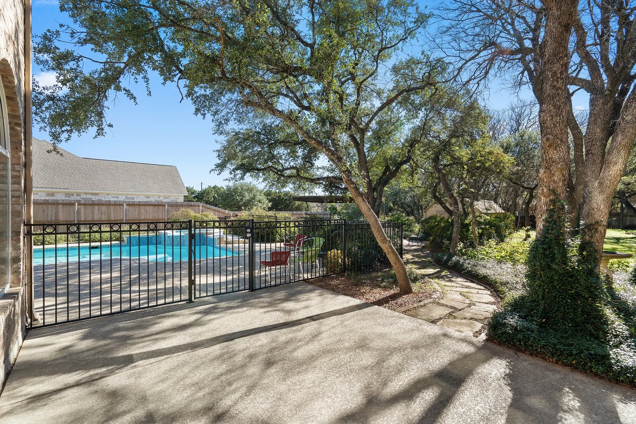 3813 McNeil Dr