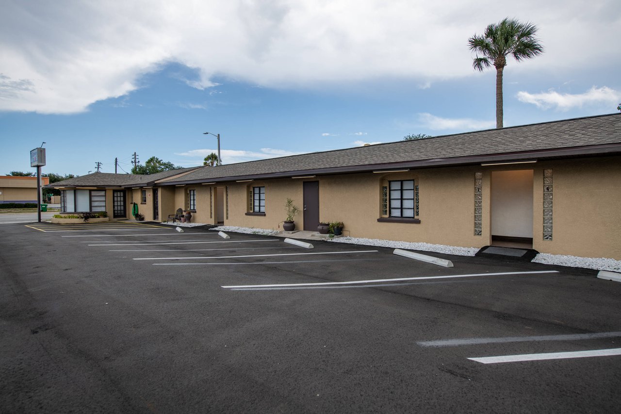 Ridgewood Ave - 1455 units of airbnb zoned properties