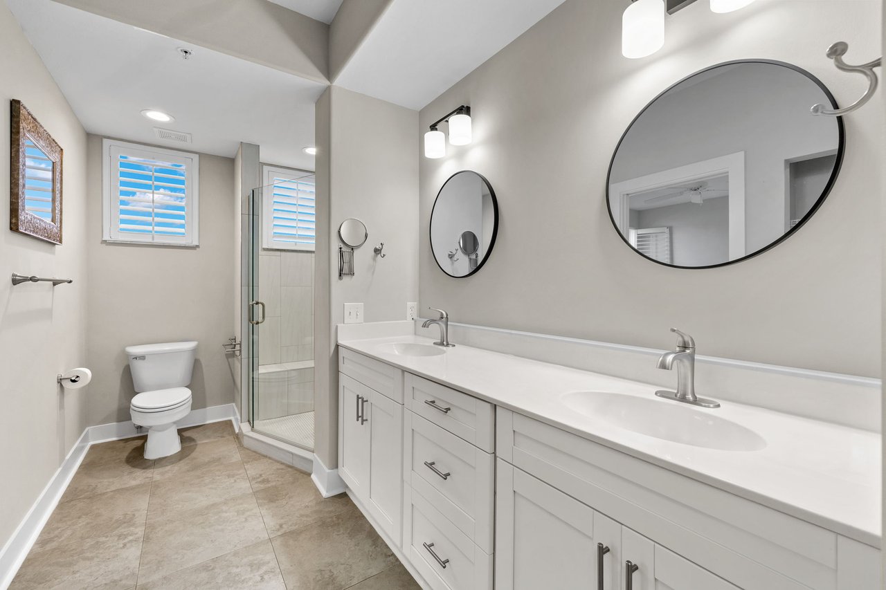 Lexington Condo