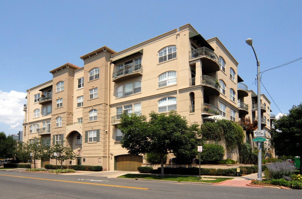 1200 Cherokee St #207