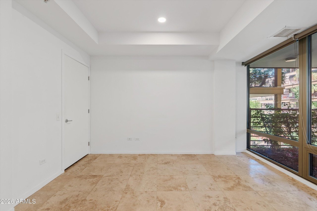 7147 E Rancho Vista Dr, #3008