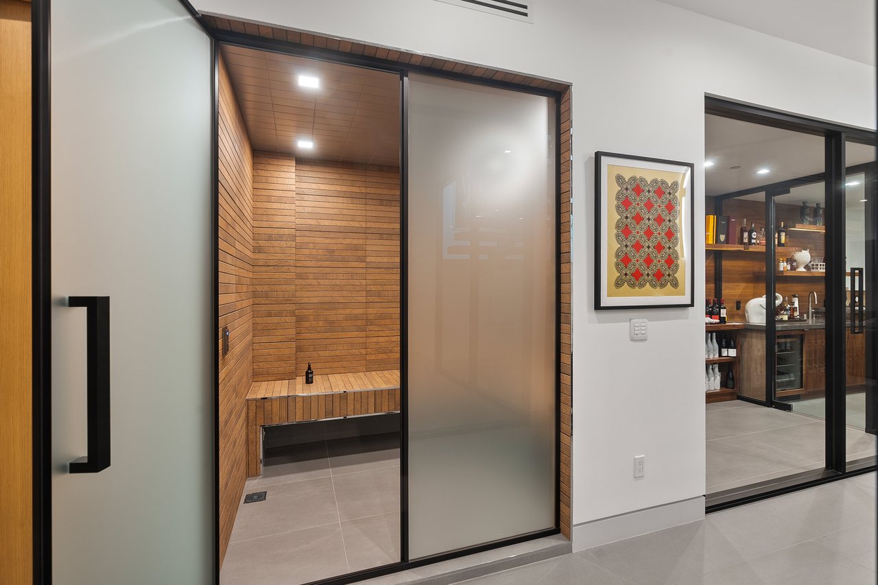 1527 Rising Glen Rd, Sunset Strip