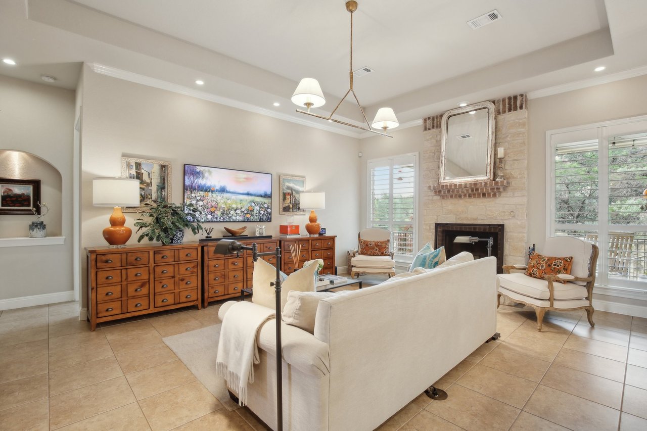 212 Arendes Dr