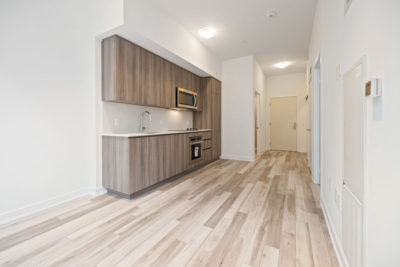 15 Richardson Street Unit: 204